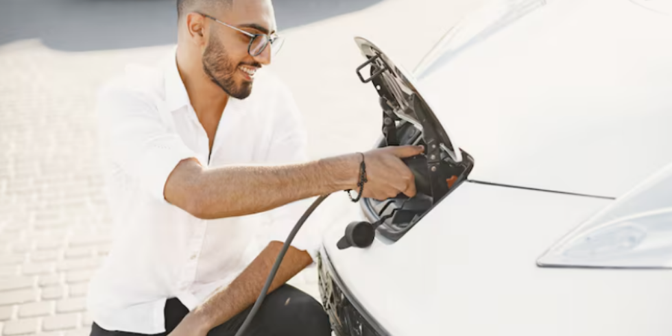 Carros Elétricos e Híbridos: O Que Isso Significa para o Mercado de Peças Automotivas?